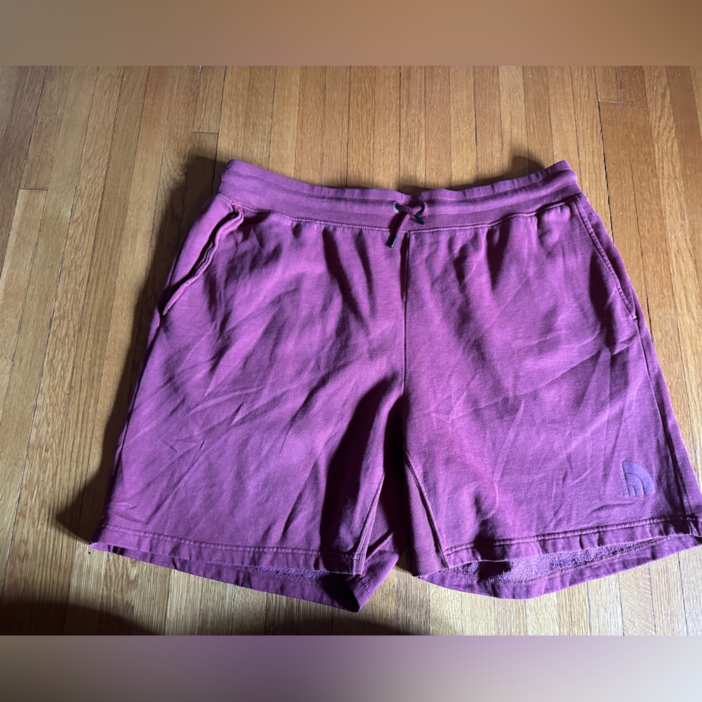Northface Burgundy Sweatshirt Athletic Shorts, Size XXL Tall, NWOT